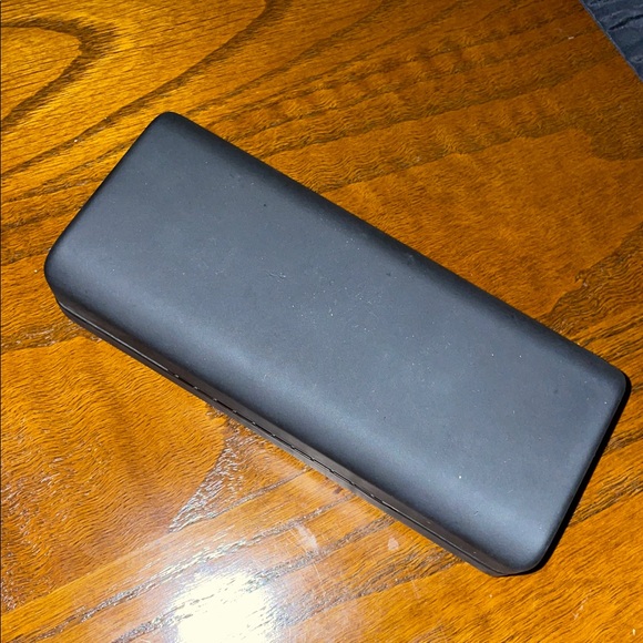 Givenchy Eyeglasses Case - Picture 3 of 6